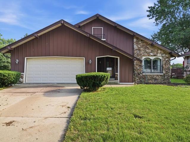 House for sale in Oak Creek, Wisconsin