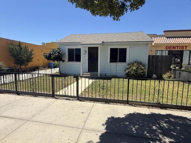 House for sale in Greenfield, California