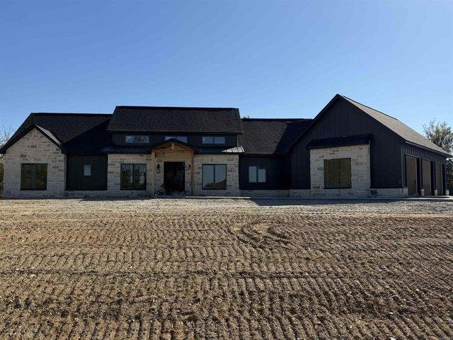 House for sale in Alexander, Pulaski County