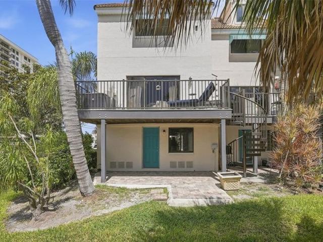 Townhouse for sale in Clearwater Beach, Clearwater