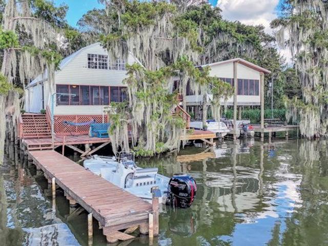 House for sale in Napoleonville, Assumption Parish