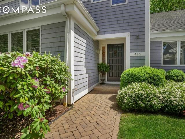 Condo for sale in Westport