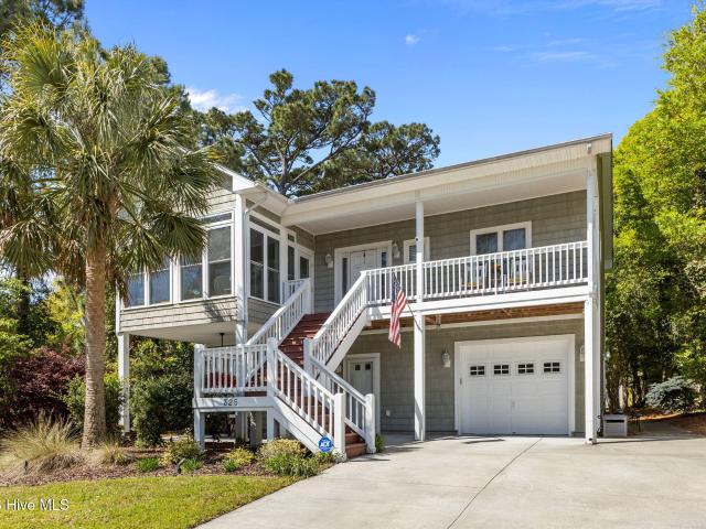 House for sale in Emerald Isle, North Carolina