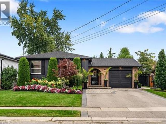 House for sale in Caledonia, Ontario