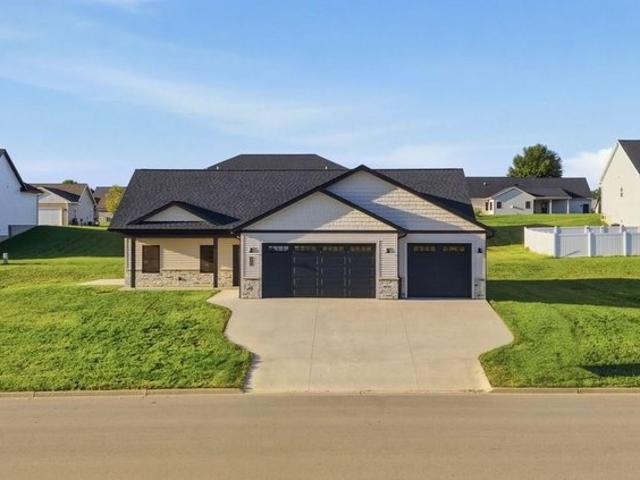 House for sale in Cuba City, Grant County