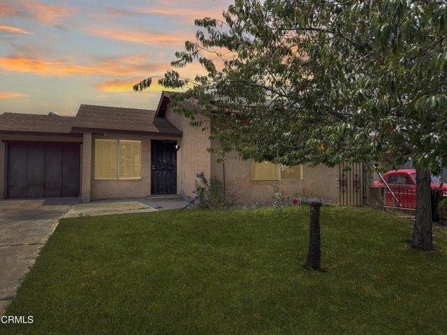 House for sale in Santa Paula, California