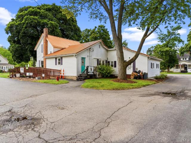 Commercial for sale in Imlay City, Michigan