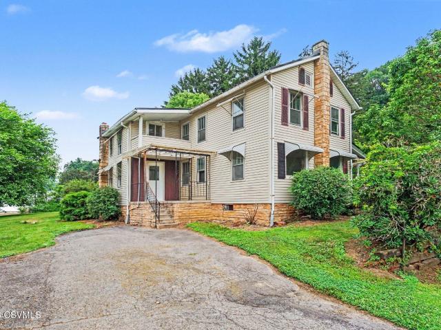 House for sale in Herndon, Pennsylvania