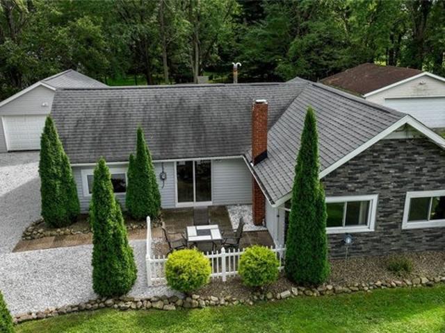 House for sale in Summit, Ohio