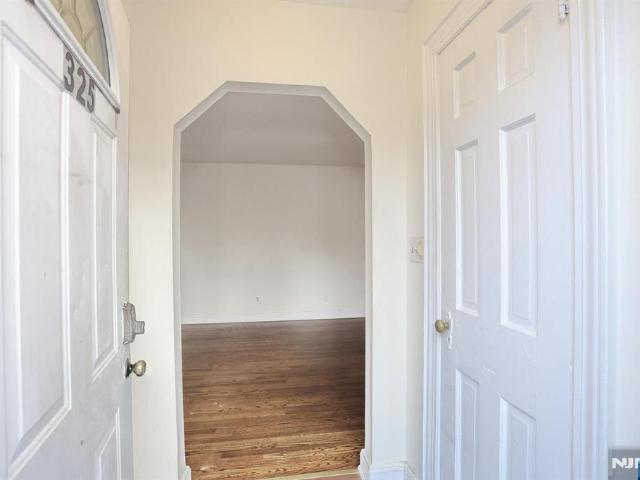 House for sale in Bergenfield, New Jersey