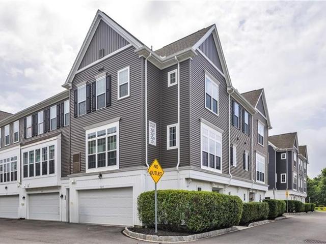 Townhouse for sale in Cranberry Twp, Pennsylvania