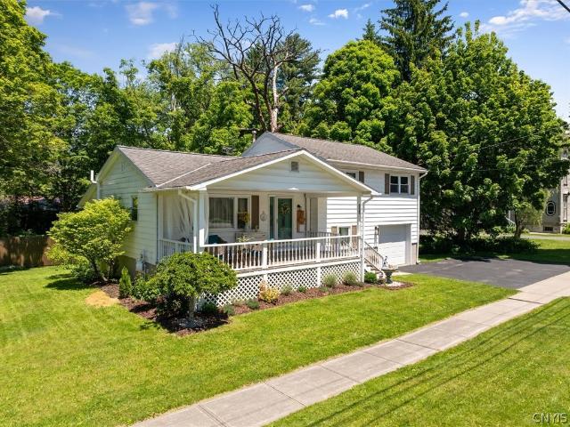 House for sale in Oneida, New York