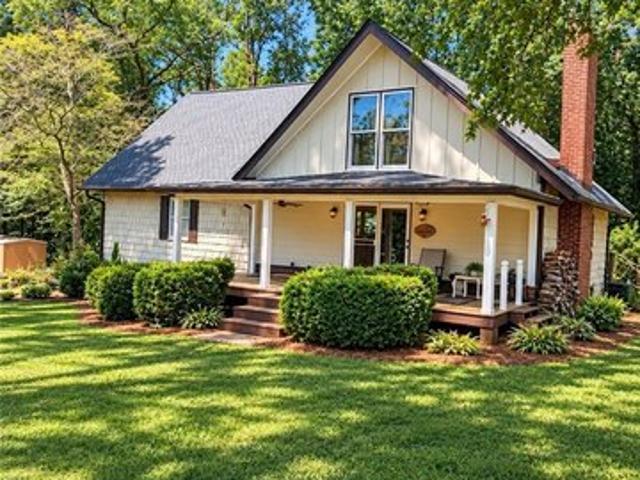 House for sale in Danielsville, Madison County