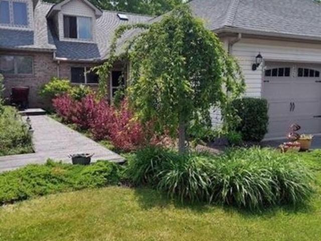 Townhouse for sale in Beaver, West Virginia