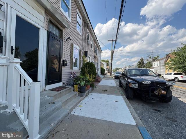 Townhouse for sale in Gloucester City