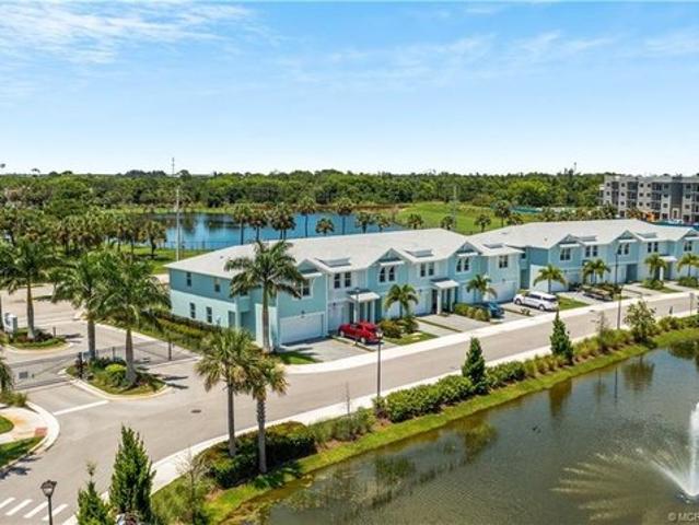 Townhouse for sale in Stuart, Florida