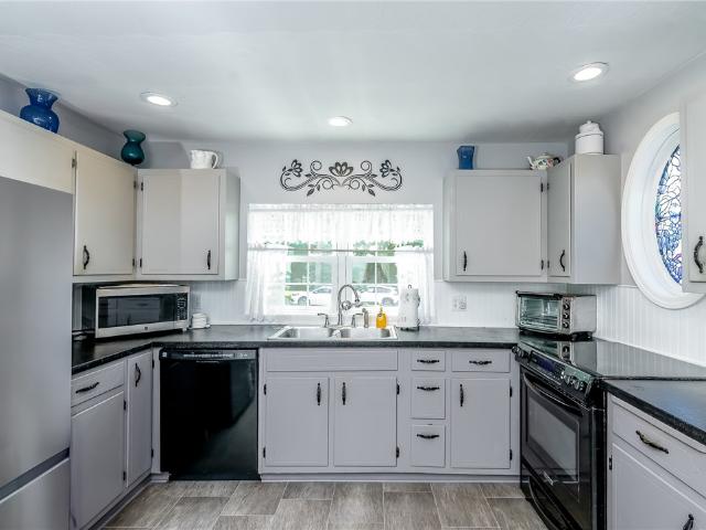 House for sale in Twin Rocks, Pennsylvania