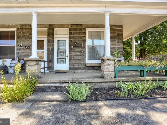 Townhouse for sale in Lykens, Pennsylvania