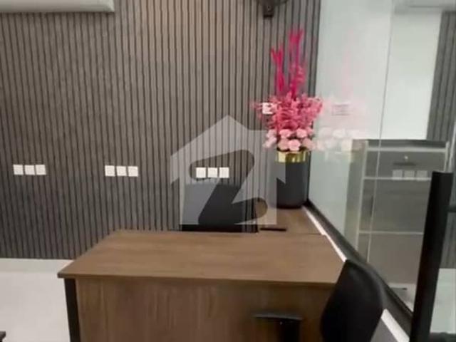 Office for rent in Faisalabad, Islamabad Capital Territory