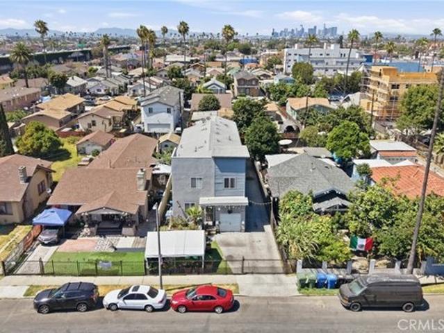 House for sale in Canoga Park, California