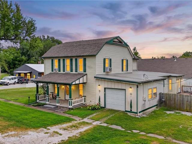 House for sale in Peculiar, Missouri