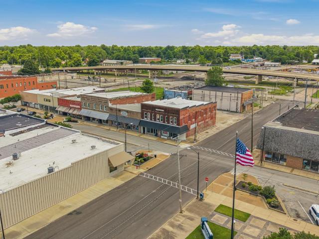 Commercial for sale in Ark