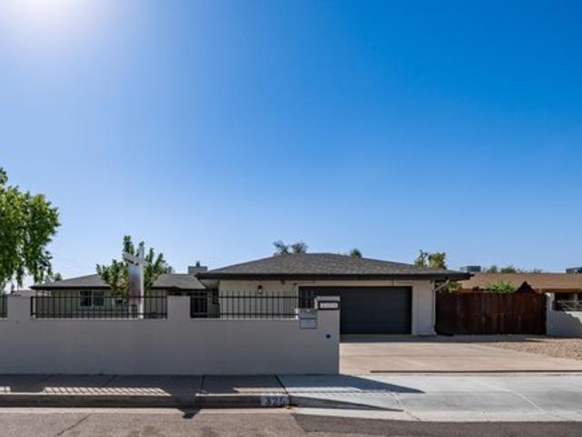 House for sale in Tempe, Maricopa County