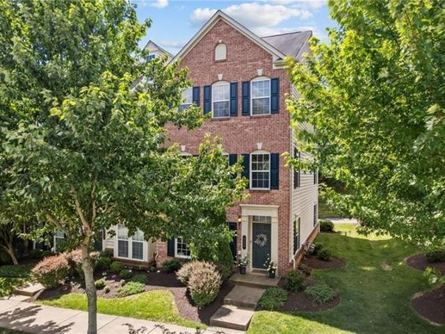 Townhouse for sale in Cranberry Twp, Pennsylvania
