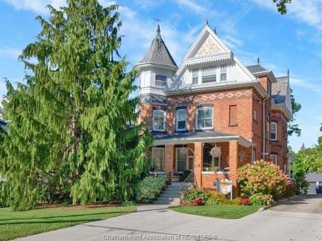 House for sale in Chatham–kent, Ontario