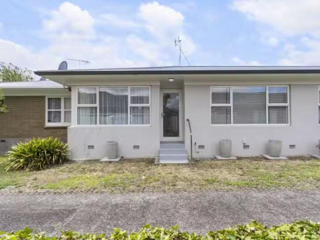 House for sale in Awhitu