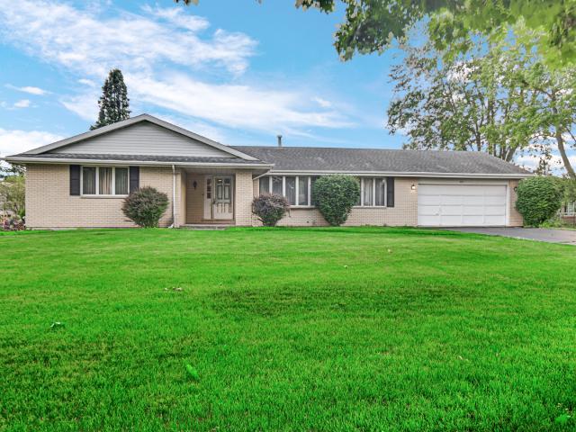 House for sale in New Lenox, Illinois