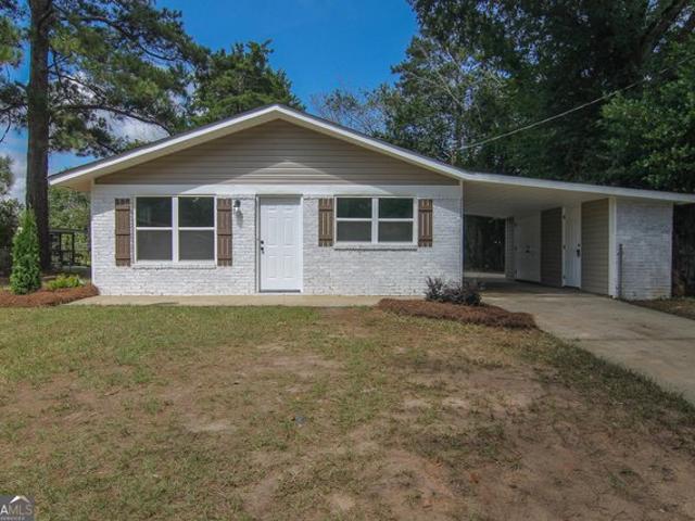 House for sale in Kathleen, Georgia