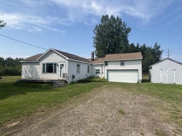 House for sale in Sault Sainte Marie, Michigan