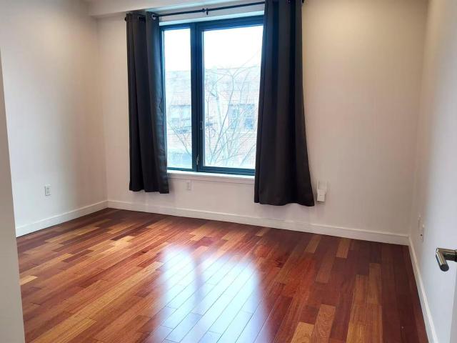Condo for sale in Queens, Arverne