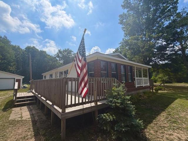 House for sale in White Cloud, Michigan