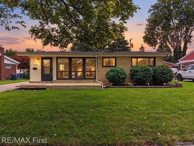 House for sale in Green Farms, Warren