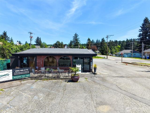 Commercial for sale in Black Diamond, Washington