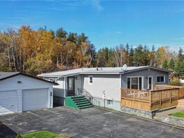 House for sale in Val Caron, Greater Sudbury