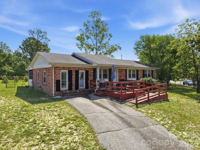 House for sale in Hope Mills, Cumberland County
