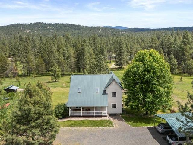 House for sale in Chattaroy, Washington