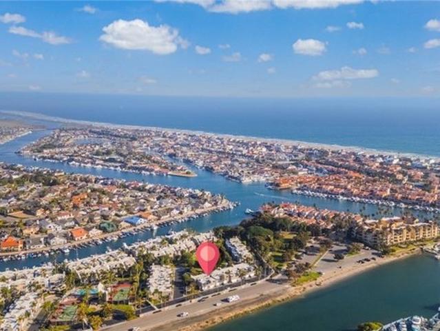 House for sale in Huntington Beach, California