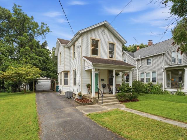 House for sale in Roselawn, Ohio