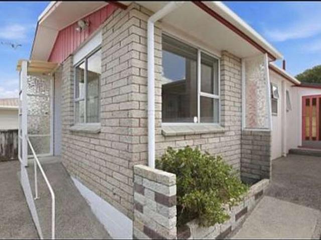Townhouse for rent in Hillsborough, Taranaki