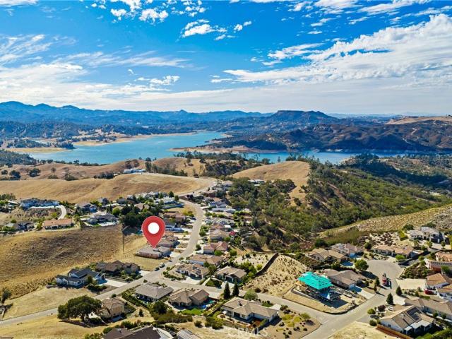 House for sale in Lakeside Village, Paso Robles