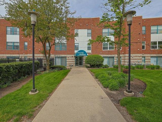 Condo for sale in Rolling Meadows, Illinois