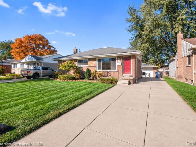 House for sale in Avanell, Inkster