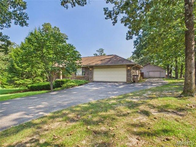 House for sale in Poplar Bluff, Missouri