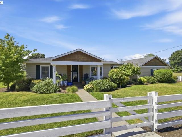 House for sale in Oregonia