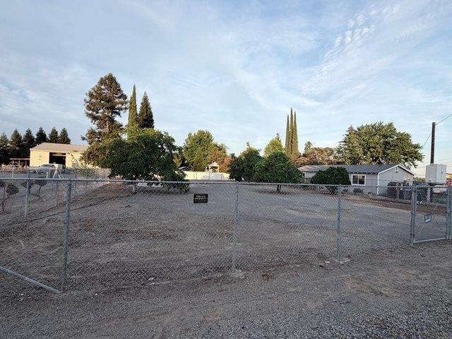 Land for sale in Olivehurst, California