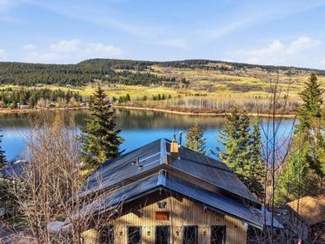 House for sale in Pinantan, British Columbia